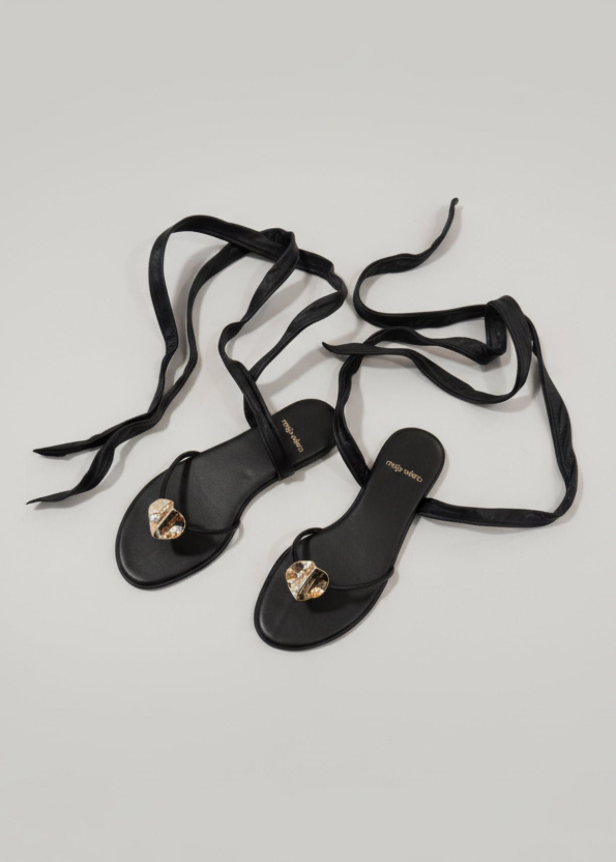 Sandalias MN116 Tiras Negras